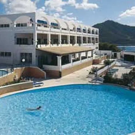 D-h Club Vista Bahia 3* Portinatx