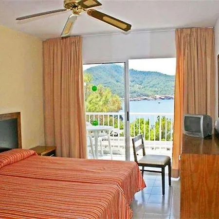 D-h Club Vista Bahia 3* Portinatx